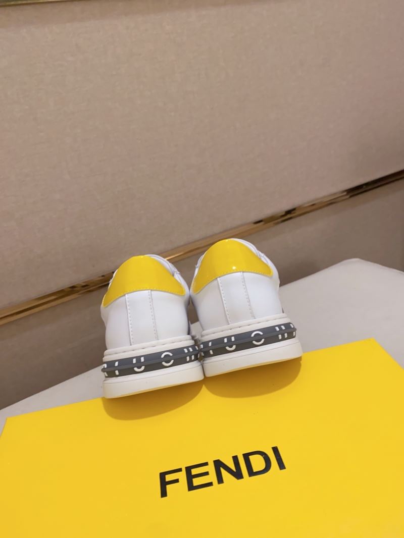 Fendi Low Shoes